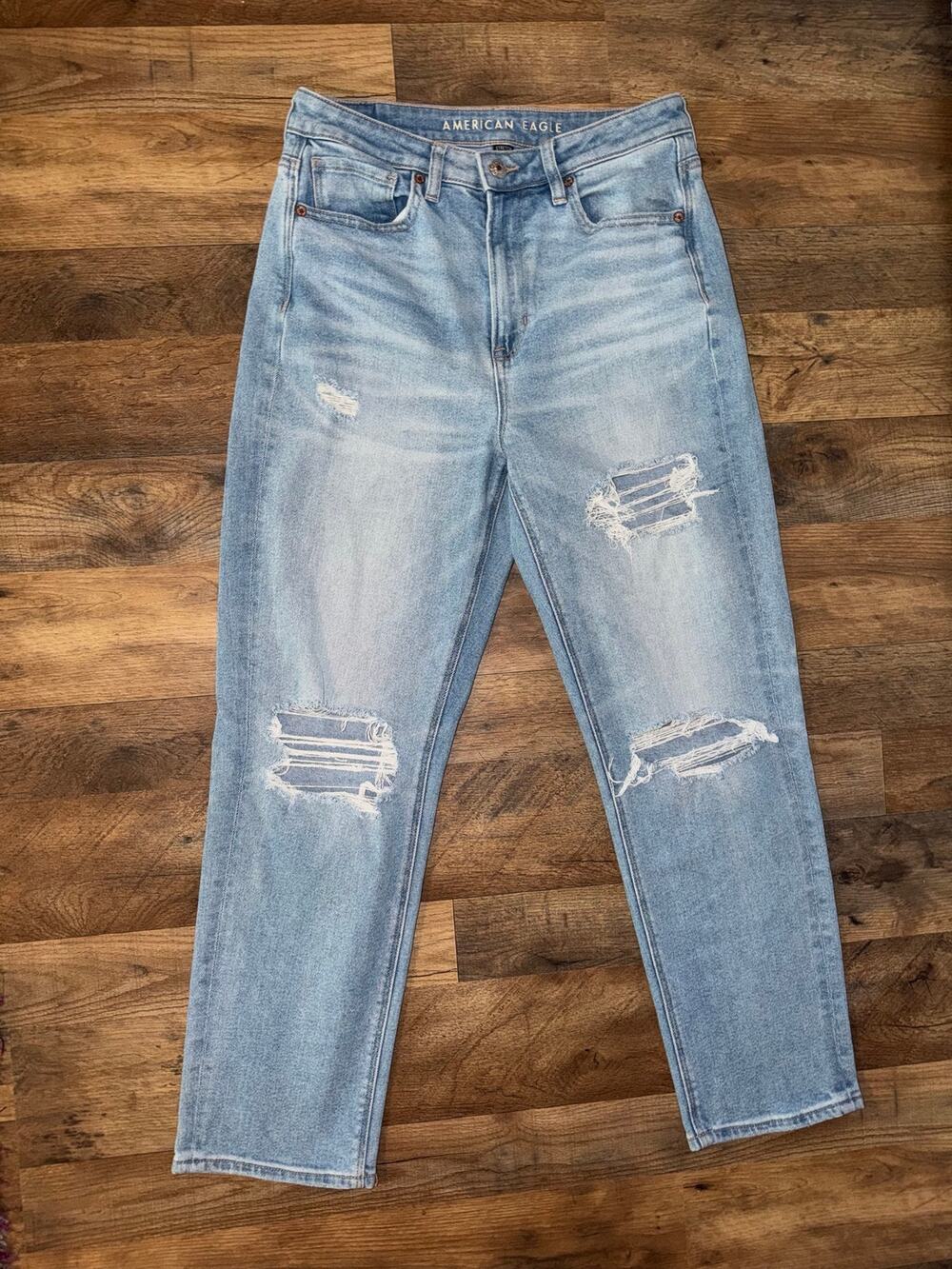 American Eagle stretch women’s distressed mom straight blue jeans